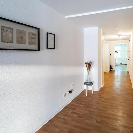 Komfort-apartment In Nahe Frankfurt & Bad Nauheim, Parkplatz, Balkon * Friedberg (Hessen)