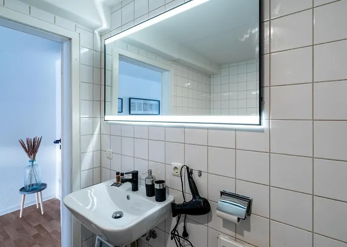 Gemütliche 2-zimmer - Balkon - Parkplatz - Smart Tv - Arbeitsplatz Friedberg (Hessen)