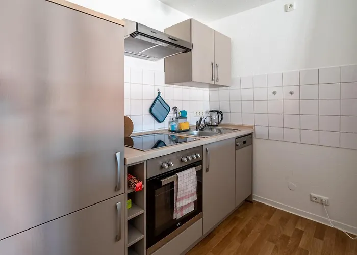 Gemütliche 2-zimmer - Balkon - Parkplatz - Smart Tv - Arbeitsplatz Apartamento *